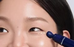 Сыворотка-бустер для век и области губ с ретинолом и ПДРН innisfree Green Tea PDRN Bounce Booster Eye & Lip Serum