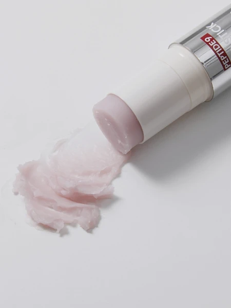 Мультифункциональный стик-бальзам с пептидами MEDI-PEEL Peptide 9 Mela Stick Мультифункциональный стик-бальзам с пептидами MEDI-PEEL Peptide 9 Mela Stick