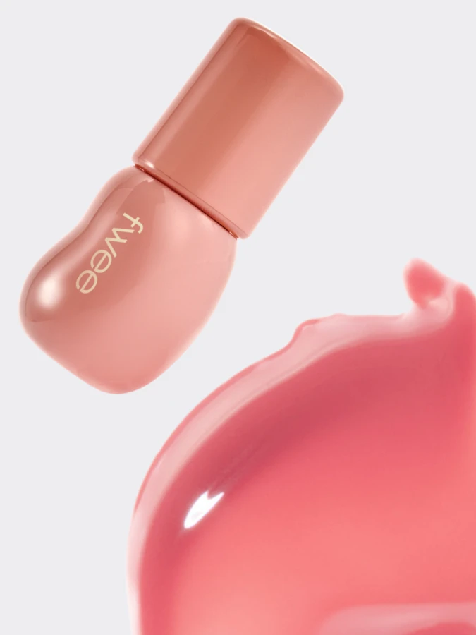 Интенсивный глянцевый блеск для губ fwee 3D Voluming Gloss B01 Vanilla 70%