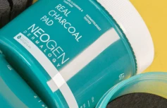 Отшелушивающие пэды с древесным углём NEOGEN Real Charcoal Pad