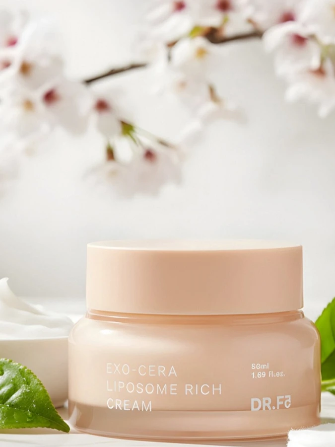 Восстанавливающий крем для лица с церамидами и липосомами DR.F5 EXO-CERA Liposome Rich  Cream