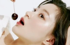 Сочный глянцевый тинт для губ с вишнёвым оттенком rom&nd Juicy Lasting Tint 24 Peeling Angdoo