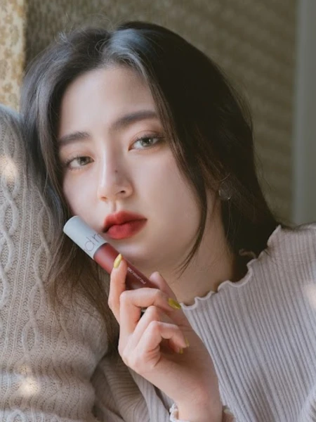 Вельветовый тинт с матовым финишем в глубоком вишнёвом оттенке rom&nd Zero Velvet Tint 06 Deep Soul Вельветовый тинт с матовым финишем в глубоком вишнёвом оттенке rom&nd Zero Velvet Tint 06 Deep Soul