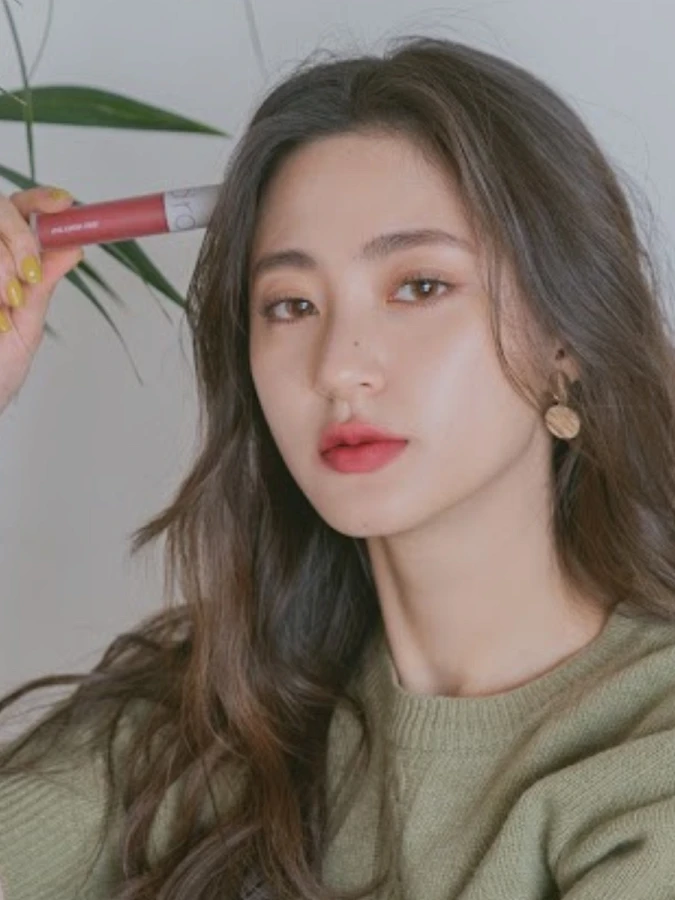 Вельветовый пигмент с матовым финишем в оттенке пыльной розы rom&nd Zero Velvet Tint 04 Burnt Heart