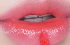 Глянцевый пигмент для губ HOLIKA HOLIKA Heart Crush Glow Tint Air 04 Bubbly