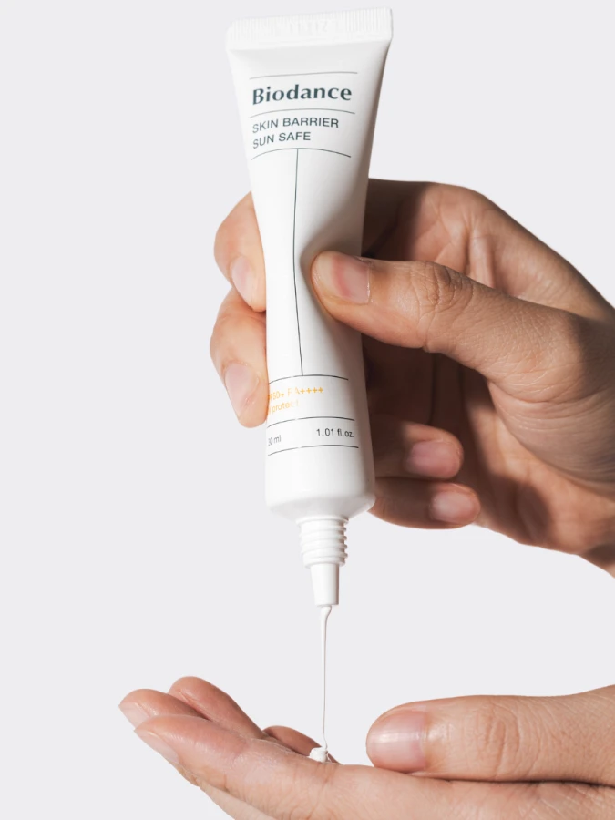 Солнцезащитный барьерный крем с керамидами Biodance Skin Barrier Sun Safe SPF50+ PA++++ Солнцезащитный барьерный крем с керамидами Biodance Skin Barrier Sun Safe SPF50+ PA++++