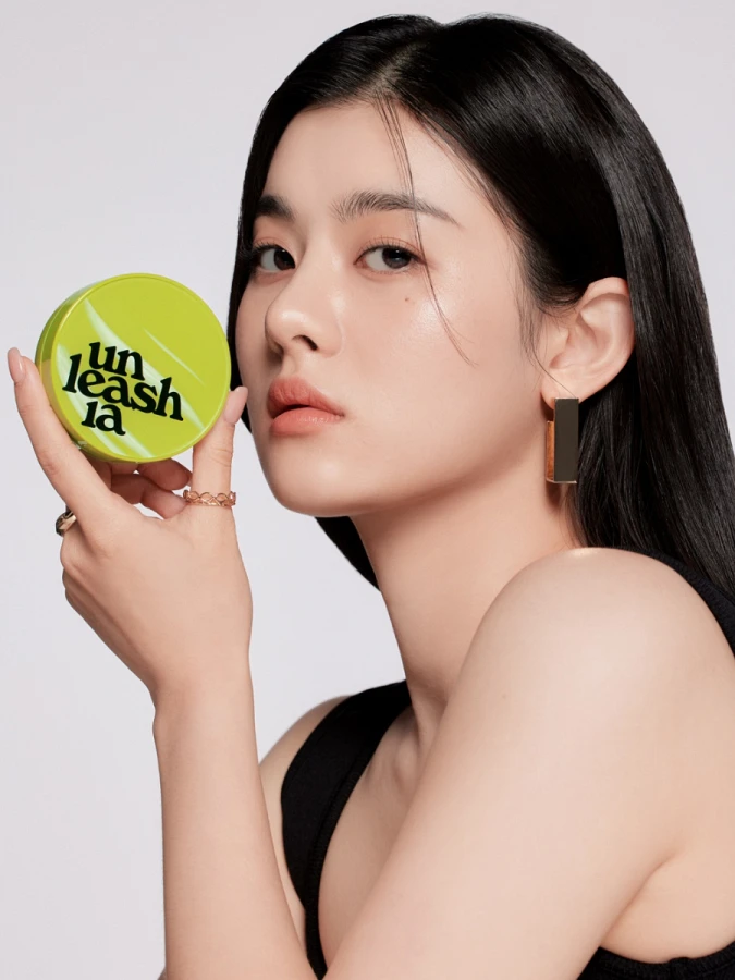 Тональный кушон с сатиновым финишем UNLEASHIA Healthy Green Cushion #27