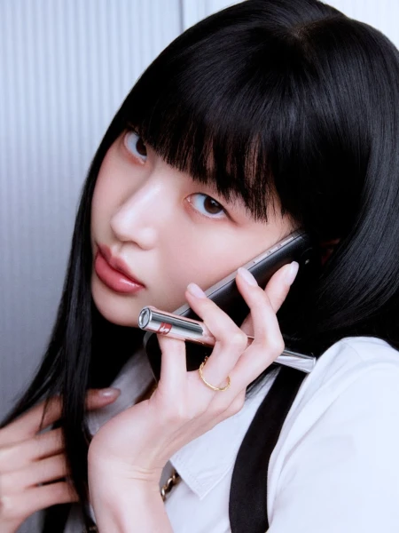 Сияющий тинт для губ с глянцевым финишем BRAYE Thin Glow Tint 04 Career