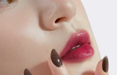 Лёгкий глянцевый тинт в ягодном оттенке rom&nd DEWY·FUL Water Tint 08 Berry Divine
