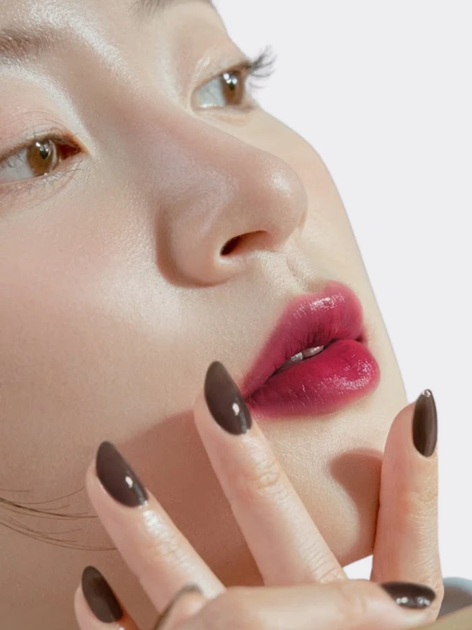 Лёгкий глянцевый тинт в ягодном оттенке rom&nd DEWY·FUL Water Tint 08 Berry Divine