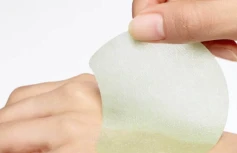 Успокаивающие тонер-пэды с экстрактом нони Celimax The Real Noni Calming Glow Pad