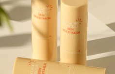 Антивозрастной солнцезащитный стик с коллагеном DERMASHARE Collagen Moisture Sun Multi Balm SPF50+ PA++++