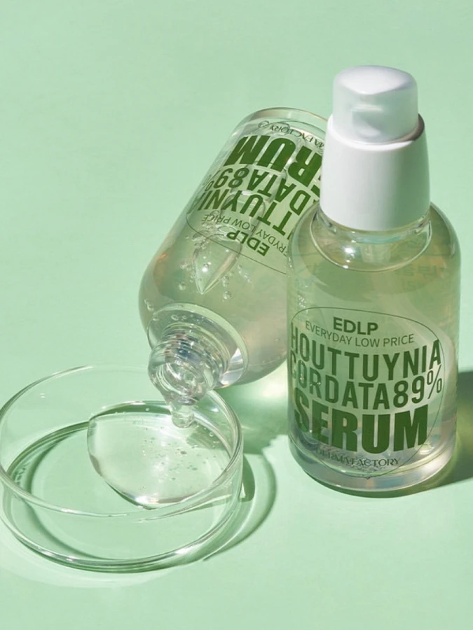 Успокаивающая сыворотка для лица с экстрактом хауттюйнии Derma Factory Houttuynia Cordata 89% Serum