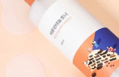 Успокаивающий тонер для лица с экстрактом черной сои и пантенолом Round Lab Soybean Panthenol Toner