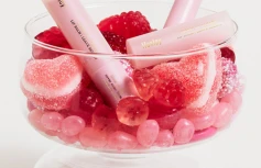Оттеночный бальзам для губ Huxley Lip Balm Leave Behind 4 Fez Pink