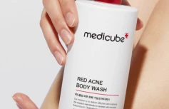 Противовоспалительный гель для душа с комплексом кислот Medicube Red Acne Body Wash 2.0