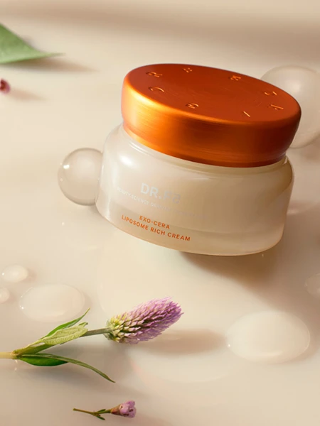 Восстанавливающий крем для лица с церамидами и липосомами DR.F5 EXO-CERA Liposome Rich  Cream