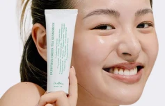 Успокаивающий солнцезащитный крем с растительными экстрактами Dr.Althea Purifying Green Tea Sunscreen SPF50+PA++++