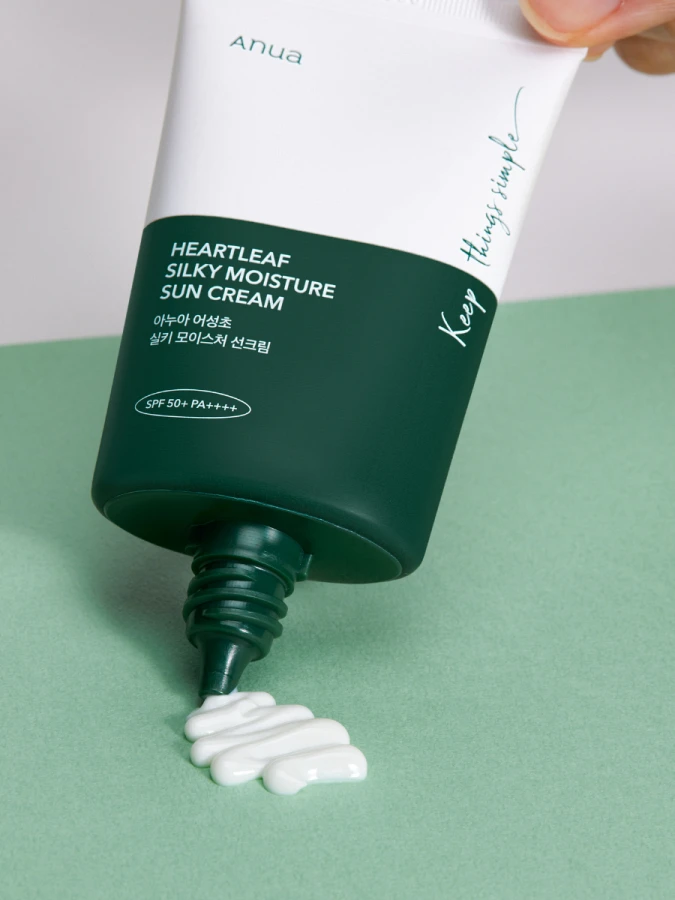 Солнцезащитный крем с экстрактом хауттюйнии ANUA Heartleaf Silky Moisture Sun Cream SPF50+ PA++++