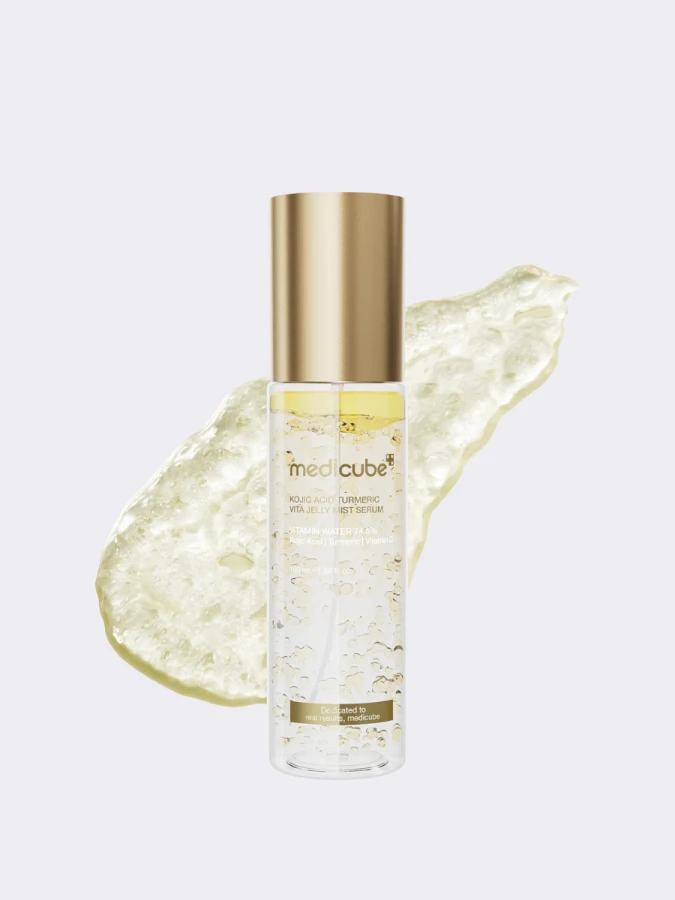 Осветляющий спрей-сыворотка для лица с витамином С Medicube Kojic Acid Turmeric Vitamin Gold Jelly Mist Serum