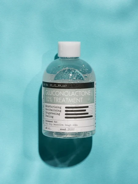 Отшелушивающий тонер-эссенция для лица с глюконолактоном Derma Factory Gluconolactone 10% Treatment