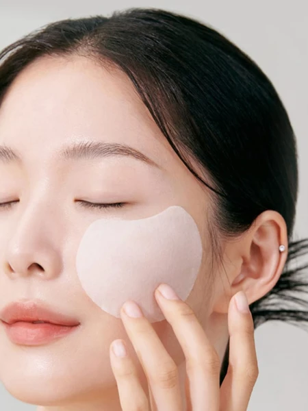 Осветляющие тонер-пэды с фруктовыми экстрактами Celimax Pore + Dark Spot Brightening Pad Осветляющие тонер-пэды с фруктовыми экстрактами Celimax Pore + Dark Spot Brightening Pad