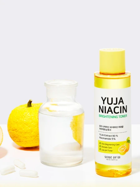Осветляющий тонер с юзу и ниацинамидом Some By Mi Yuja Niacin Brightening Toner Осветляющий тонер с юзу и ниацинамидом Some By Mi Yuja Niacin Brightening Toner