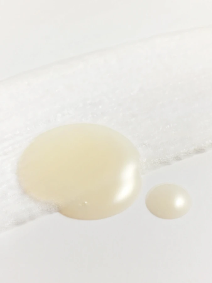 Отшелушивающая пенка для умывания с ферментами соевого молока Some By Mi Lacto Soy Mild Peeling Bubble Cleanser