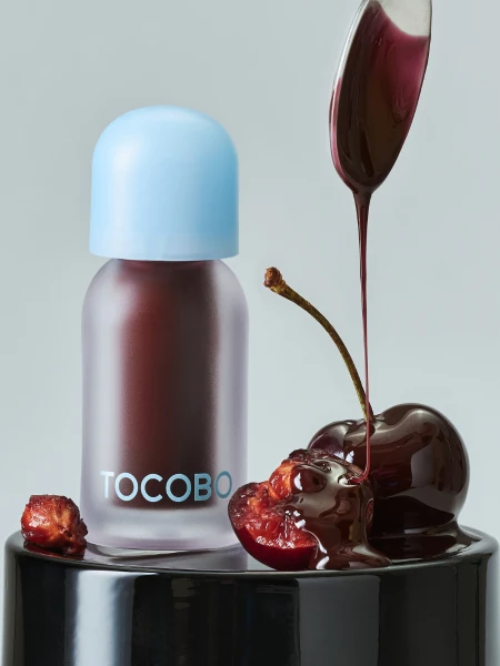 Оттеночное масло-плампер для губ TOCOBO Juicy Berry Plumping Lip Oil 03 Black Cherry
