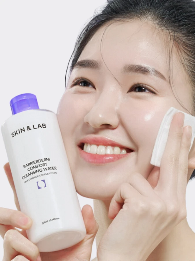 Очищающая вода для снятия макияжа с керамидами SKIN&LAB Barrierderm Comfort Cleansing Water