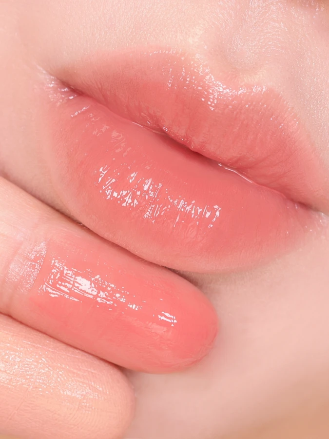 Многофункциональный бальзам-румяна для губ и щёк AMUSE Lip & Cheek Healthy Balm 02 Mango Balm