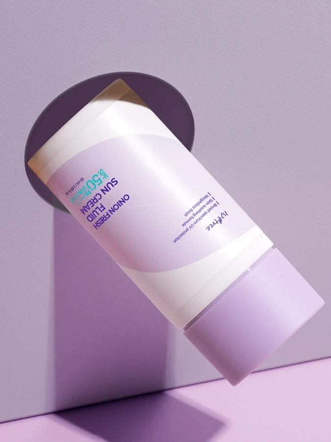 Солнцезащитный флюид с экстрактом красного лука IsNtree Onion Newpair Fresh Fluid Sun Cream SPF50+ PA++++