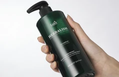 Тонизирующий шампунь с травяными экстрактами La’dor Herbalism Shampoo