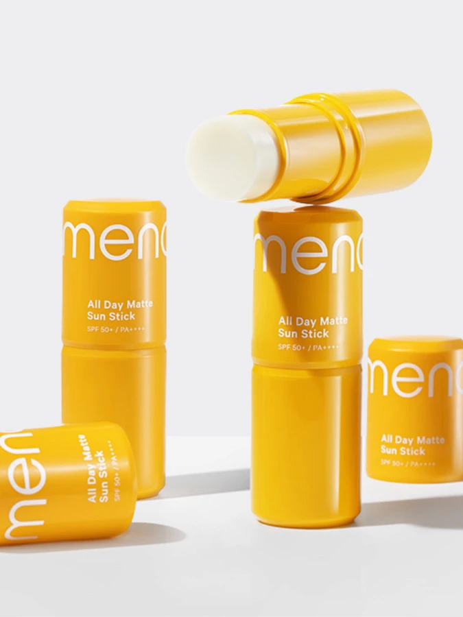Матирующий солнцезащитный стик с растительными экстрактами MENOMOSO All Day Matte Sun Stick SPF50+ PA++++