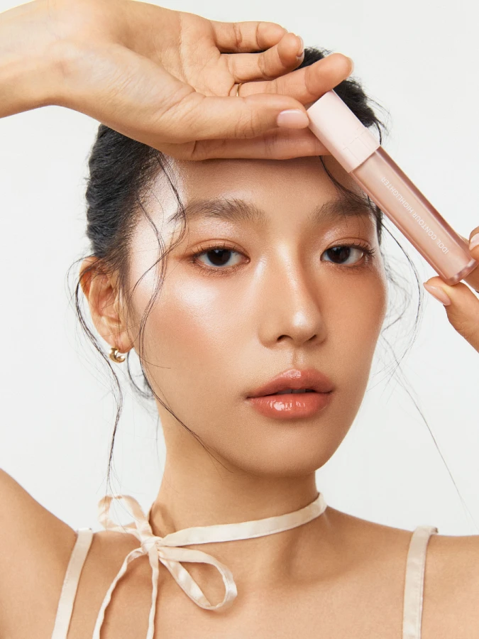 Сияющая сыворотка для макияжа TFIT Idol Contour Highlighter Shine Beige