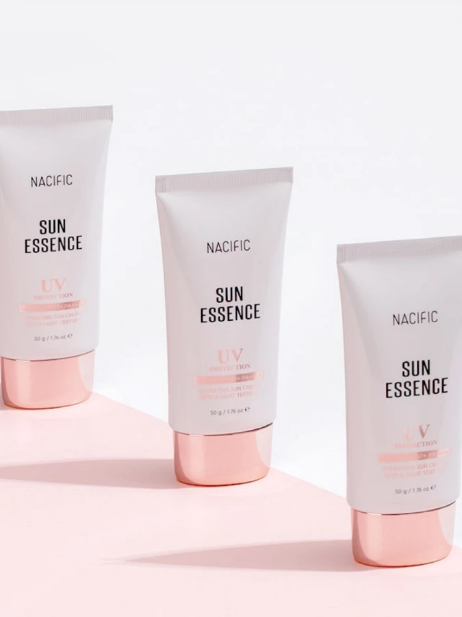 Солнцезащитная эссенция с растительными экстрактами Nacific Sun Essence SPF50+ PA++++
