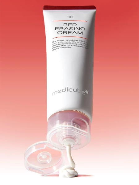 Осветляющий крем для выравнивания тона кожи Medicube Red Erasing Cream 2.0 Осветляющий крем для выравнивания тона кожи Medicube Red Erasing Cream 2.0