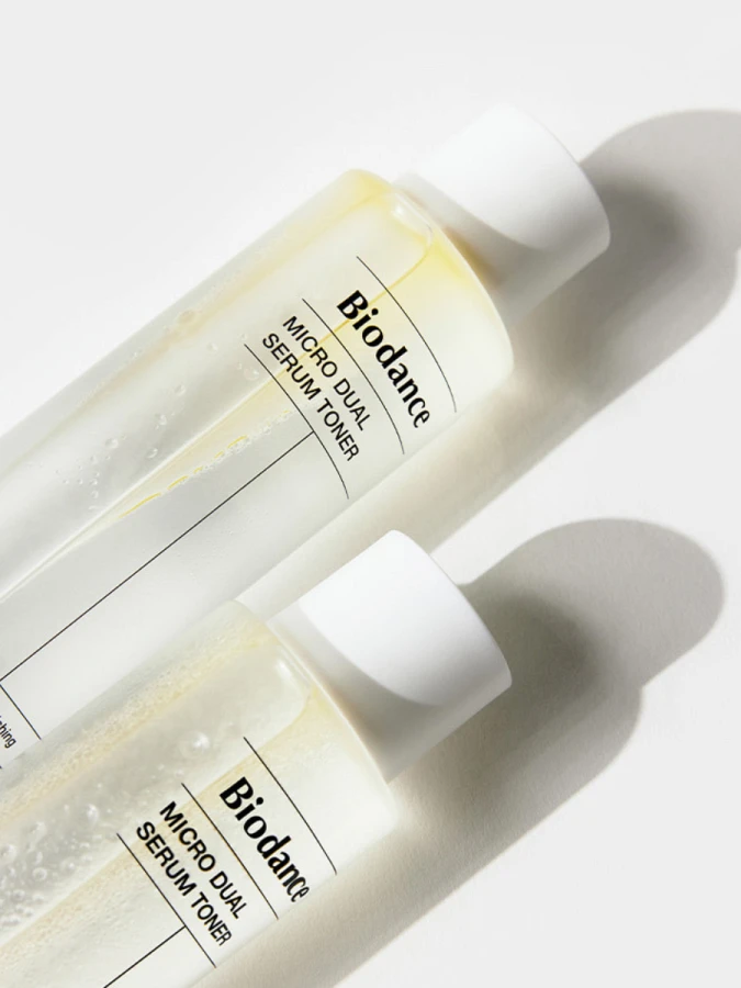 Двухфазный питательный тонер с маслами и гиалуроновой кислотой Biodance Micro Dual Serum Toner
