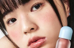 Оттеночное масло-плампер для губ TOCOBO Juicy Berry Plumping Lip Oil 04 Bitter Brown