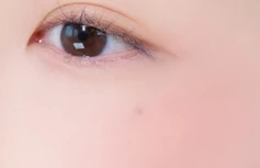 Двойные мягкие румяна с муссовой текстурой fwee Mellow Dual Blush RS01 Rosy Talk