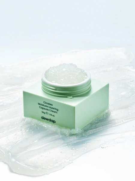 Восстанавливающий капсульный крем с экстрактом центеллы dewdap Cicatea Moisture Layering Capsule Cream