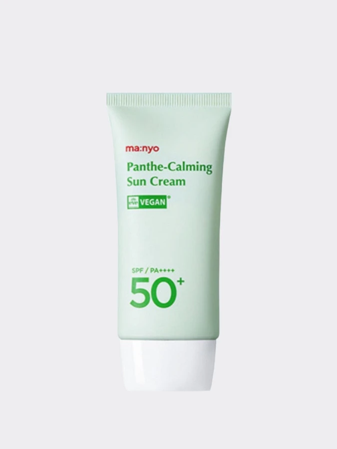 Успокаивающий солнцезащитный крем с пантенолом Ma:nyo Factory Panthe-Calming Sun Cream SPF50+ PA++++
