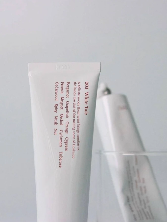 Парфюмированный крем для рук DPU Moisture Perfume Hand Cream White Tale