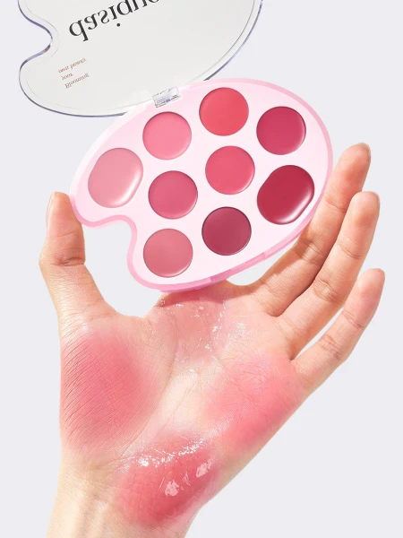 Универсальная кремовая палетка для губ и щёк Dasique Lip & Cheek Palette #03 Pink Coloring