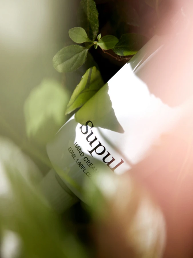 Парфюмированный увлажняющий крем для рук с цветочным ароматом I'm From Supul Hand Cream
