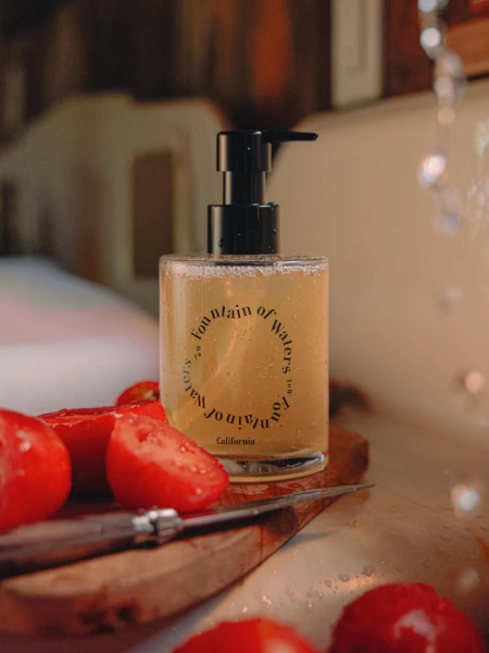 Парфюмированное мыло для рук Fountain of Waters Tomato Garden Hand Wash Парфюмированное мыло для рук Fountain of Waters Tomato Garden Hand Wash