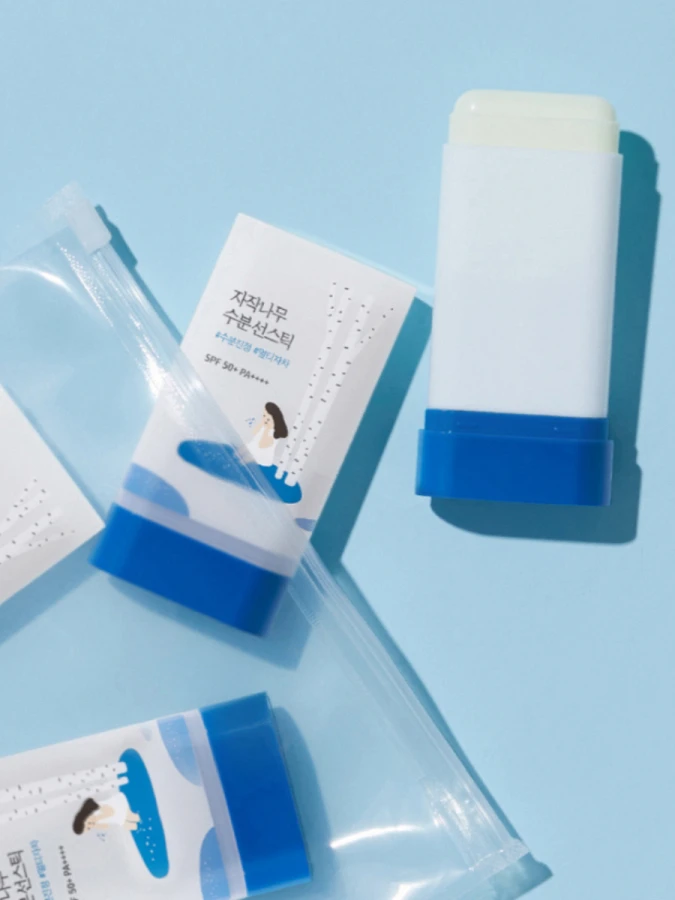 Смягчающий солнцезащитный стик с берёзовым соком Round Lab Birch Juice Moisturizing Sun Stick SPF 50+ PA++++