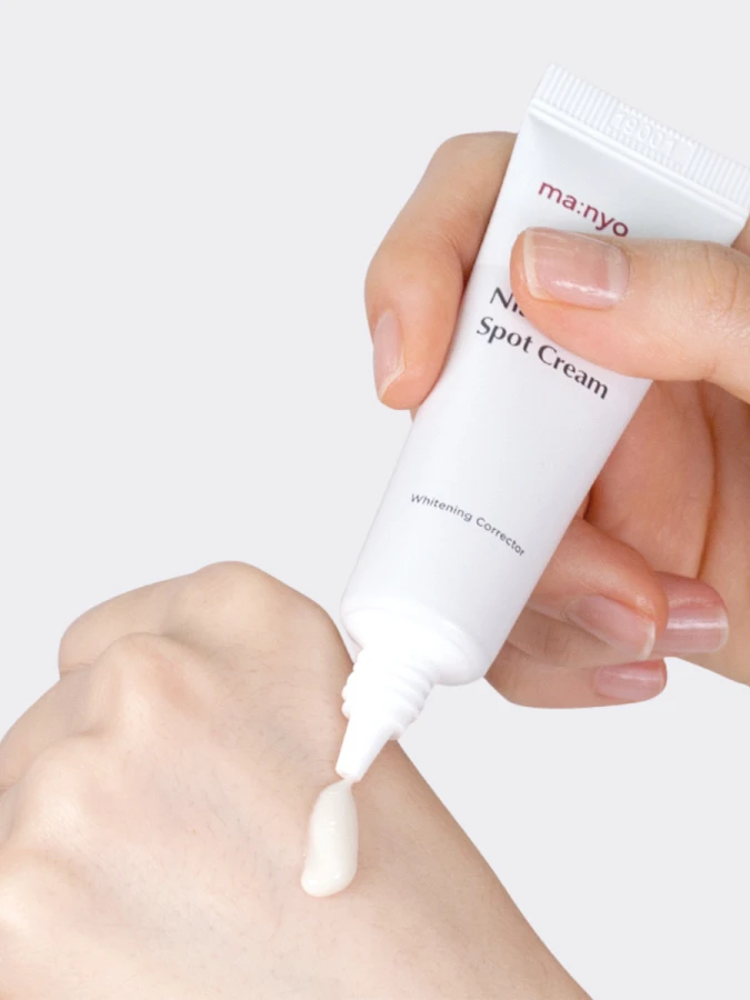 Осветляющий спот-крем для лица с ниацинамидом Ma:nyo Factory Niacin Alpha Spot Cream