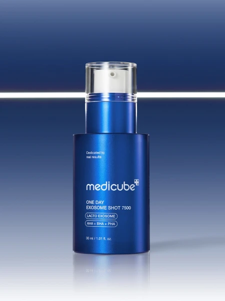 Интенсивная выравнивающая сыворотка со спикулами и экзосомами Medicube One Day Exosome Shot Pore Serum 7500 Интенсивная выравнивающая сыворотка со спикулами и экзосомами Medicube One Day Exosome Shot Pore Serum 7500