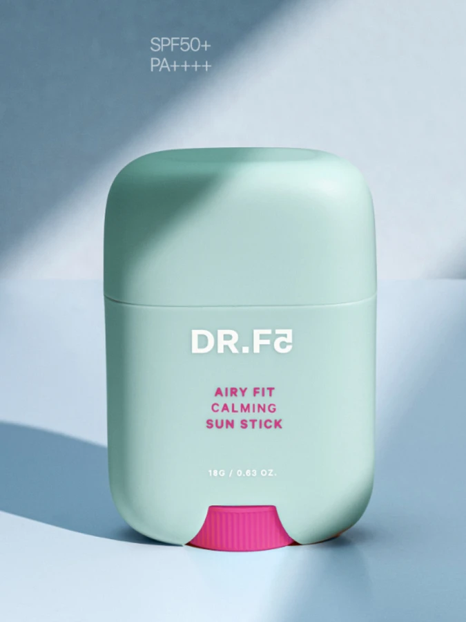 Успокаивающий солнцезащитный стик с каламином DR.F5 Airy Fit Calming Sun Stick SPF50+ PA++++